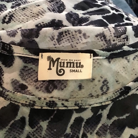 Show me your MuMu Sheer Arnold Animal Print Pocket Tank Small - Picture 7 of 8